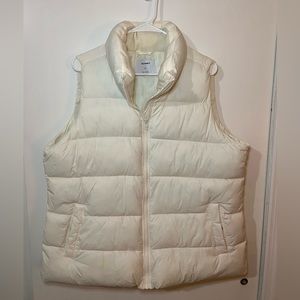 Old Navy Puffer Vest